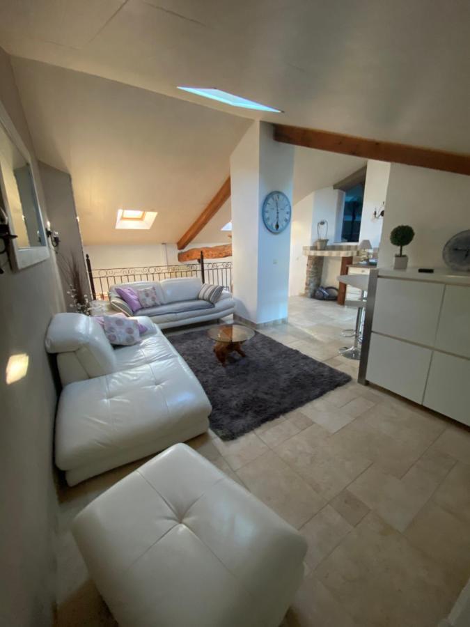 Le Hameau Des Vanades Apartment Ampus